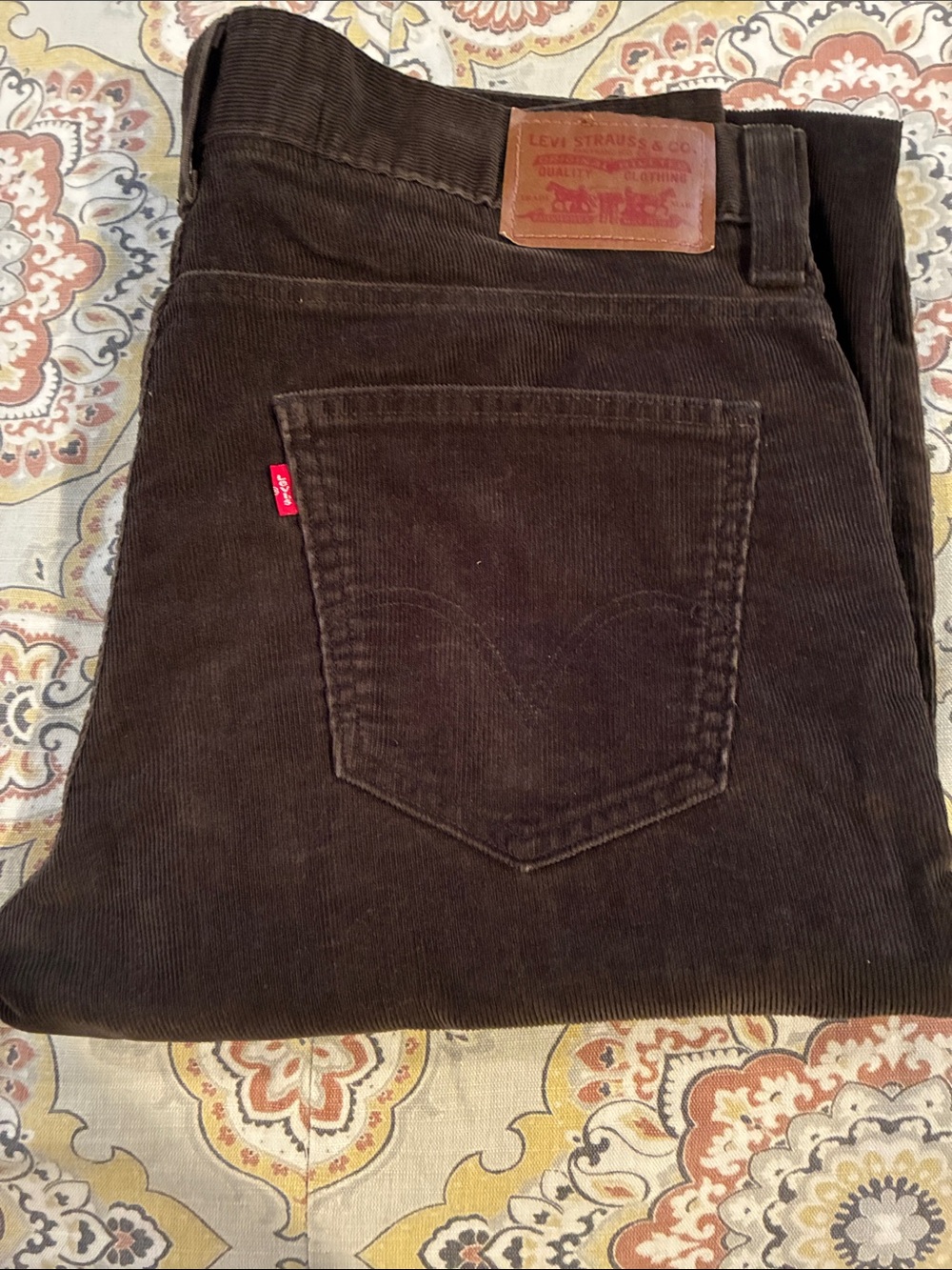 Levi's Dark Brown Corduroy Straight Men’s Jeans